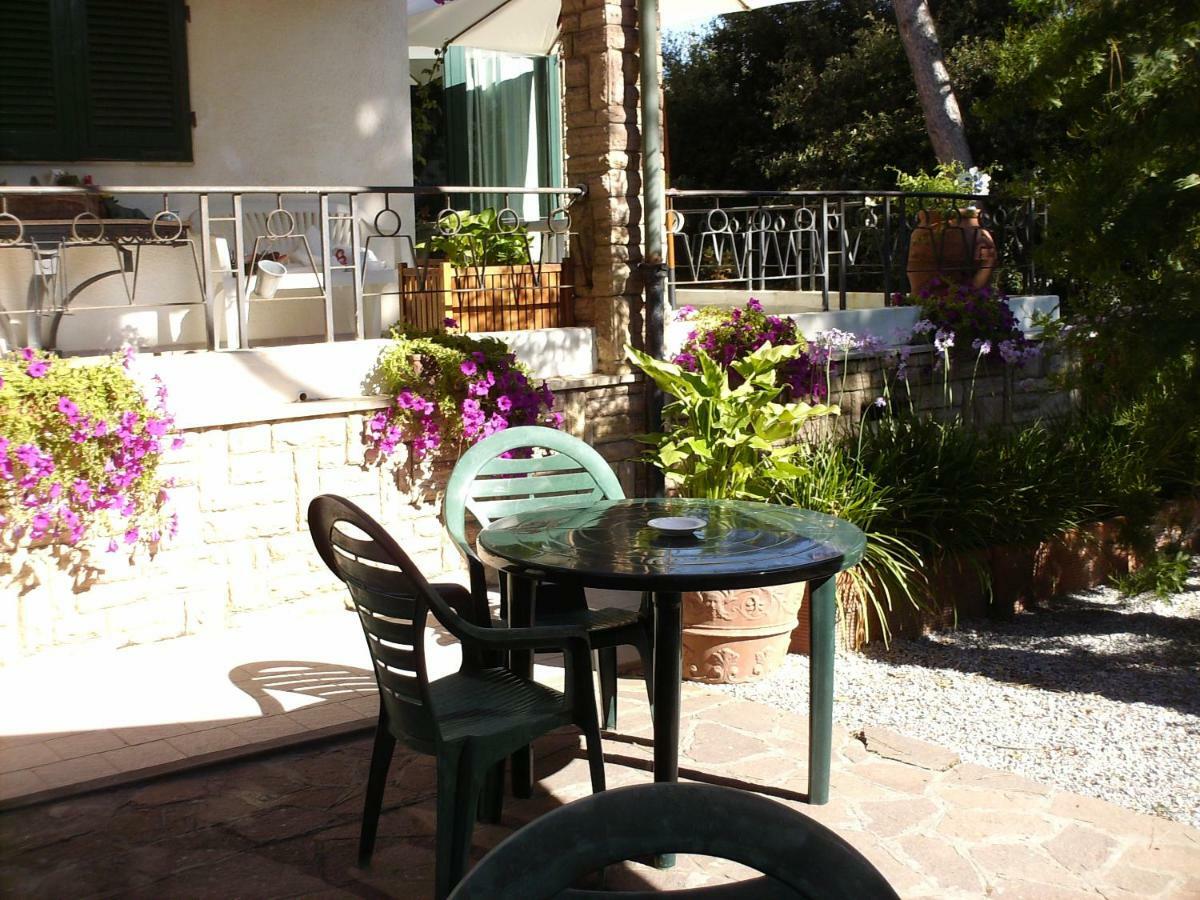 La Zattera Camere San Vincenzo Bagian luar foto